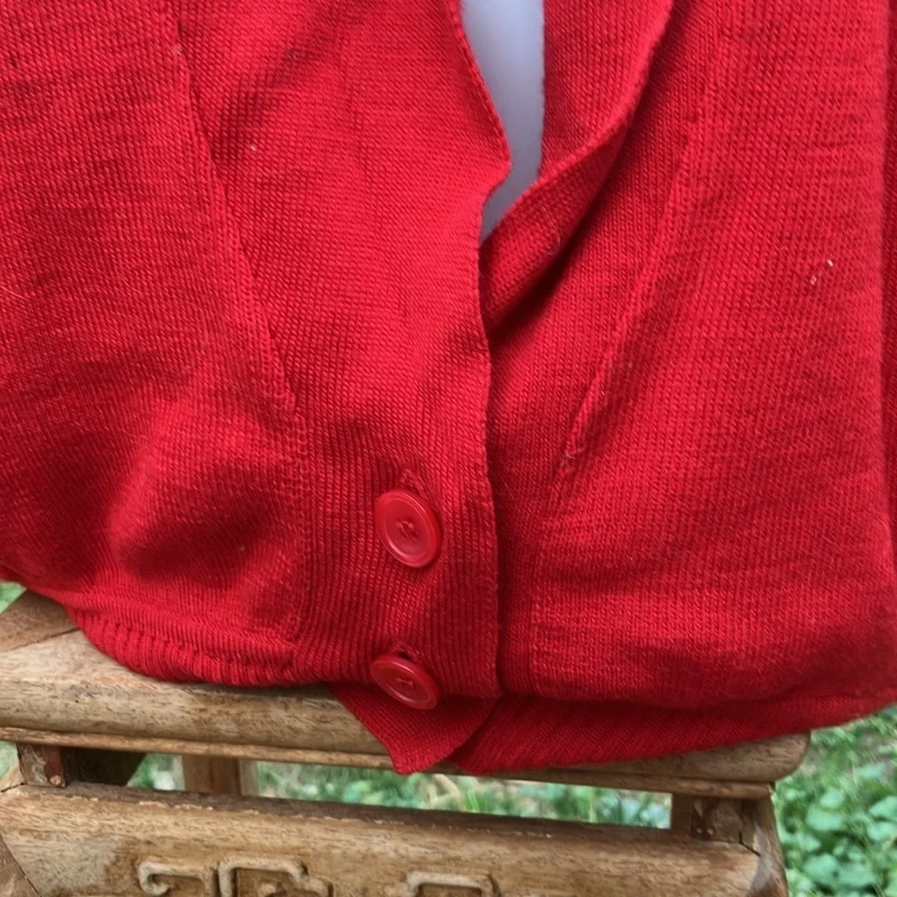 1980’s rrrrruss Russ Togs pleated shoulder sleeveless low close sweater M wool